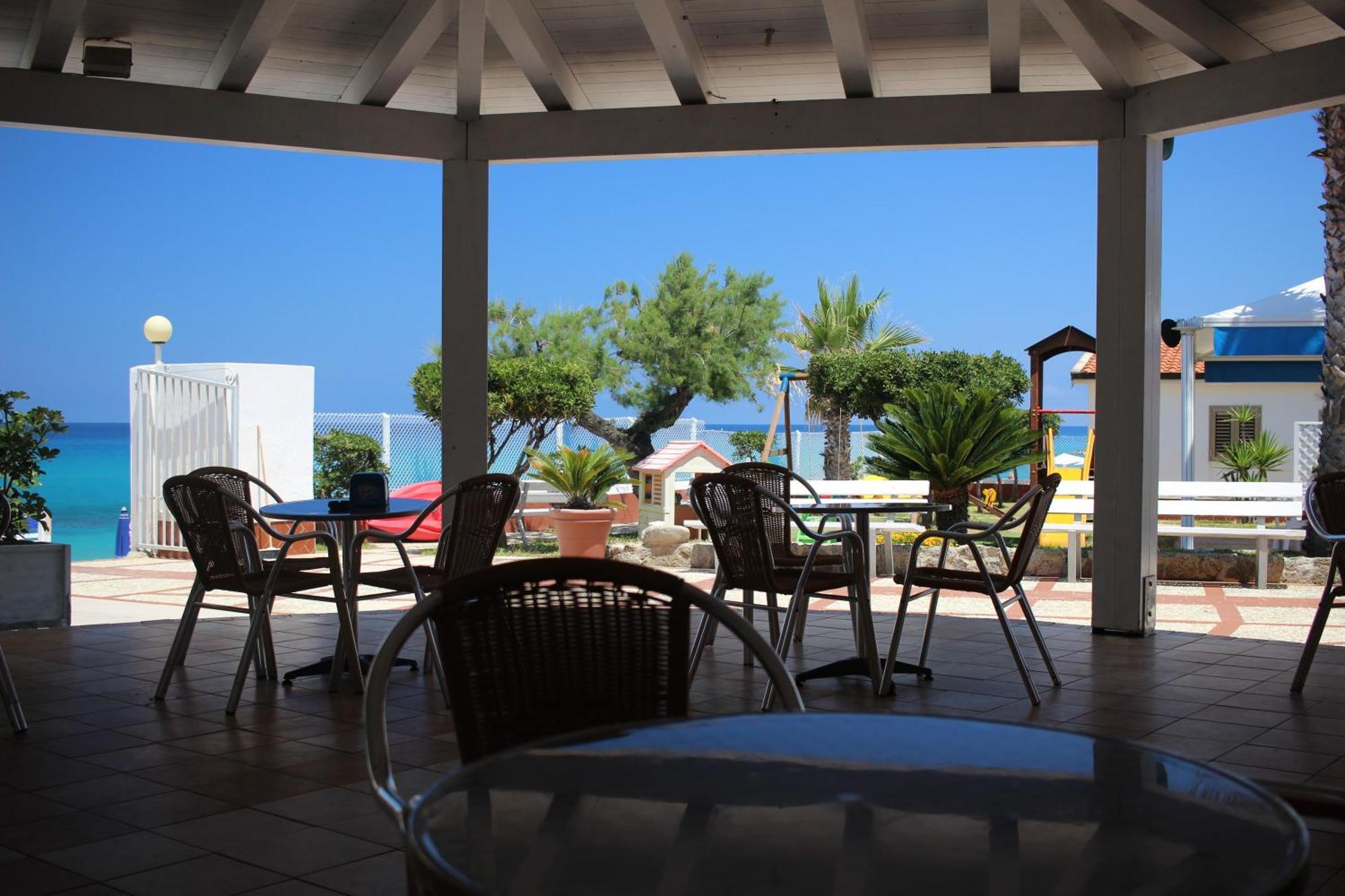 Residence Il Turistico Zambrone Εξωτερικό φωτογραφία